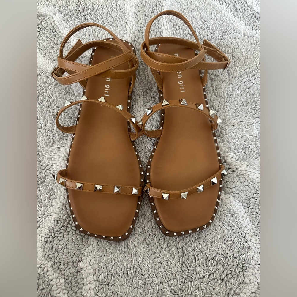 Madden Girl Sandals - Picture 3 of 6